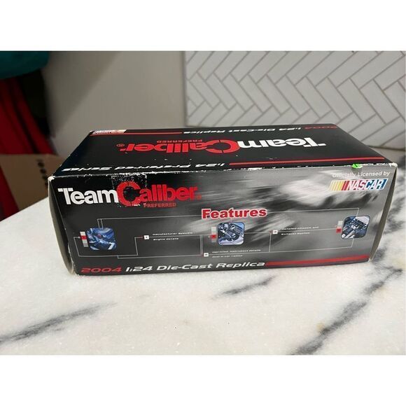 RYAN NEWMAN AUTOGRAPHED 2006 DODGE CHARGER ALLTEL DIECAST - Picture 5 of 10